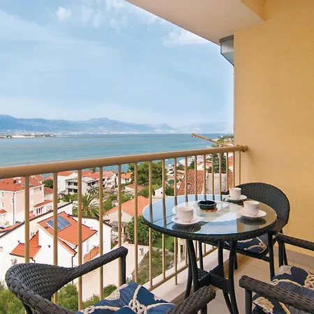 アパート Two-bedroom Misevac With Sea View 07 *