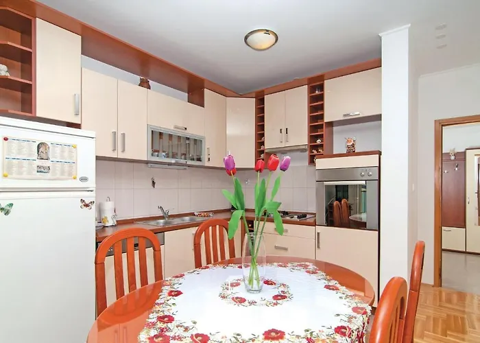 アパート Two-bedroom Misevac With Sea View 07